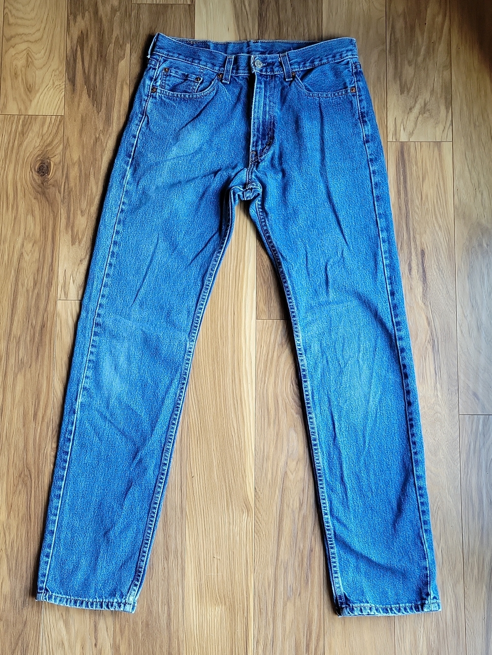 Mens Levi's Classic Blue 505 Straight Leg Jeans Size 30x34 - Picture 3 of 9